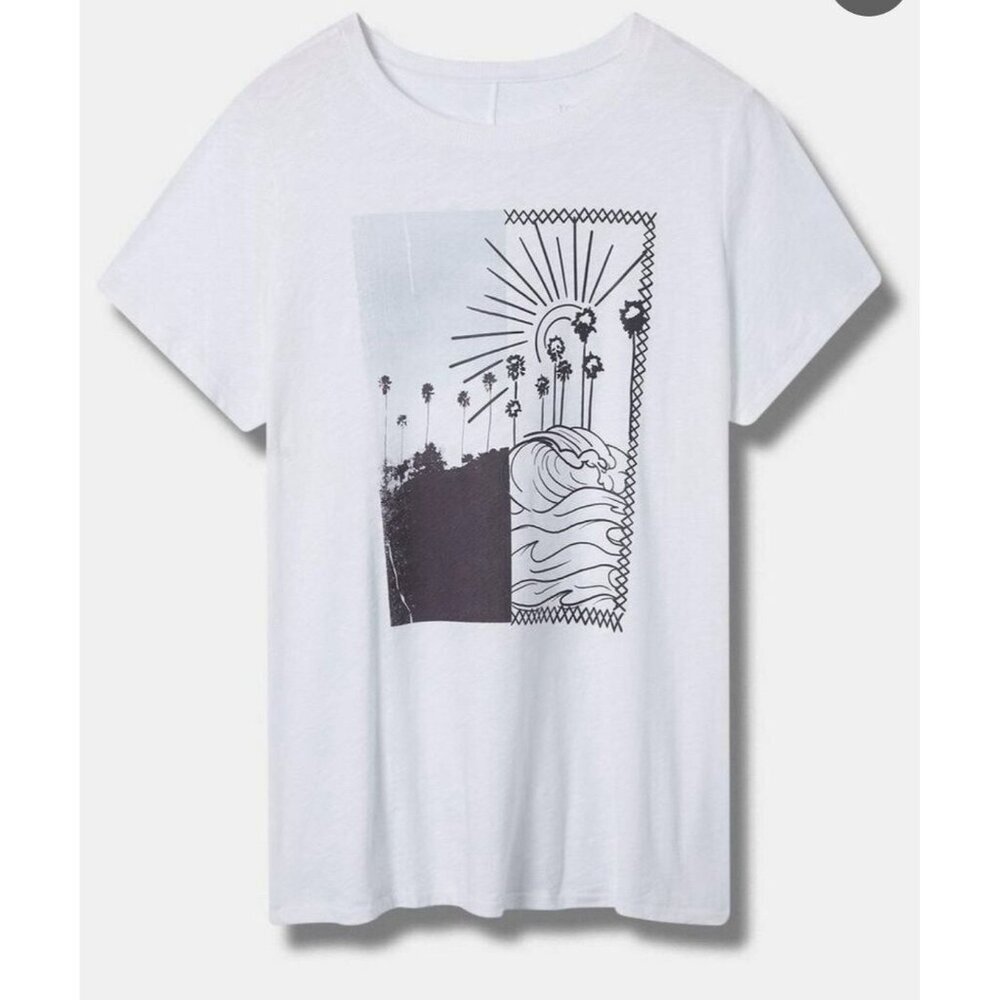 Torrid Palm Tree Vintage Crew Neck Tee White Size 2 / 2X / XXL